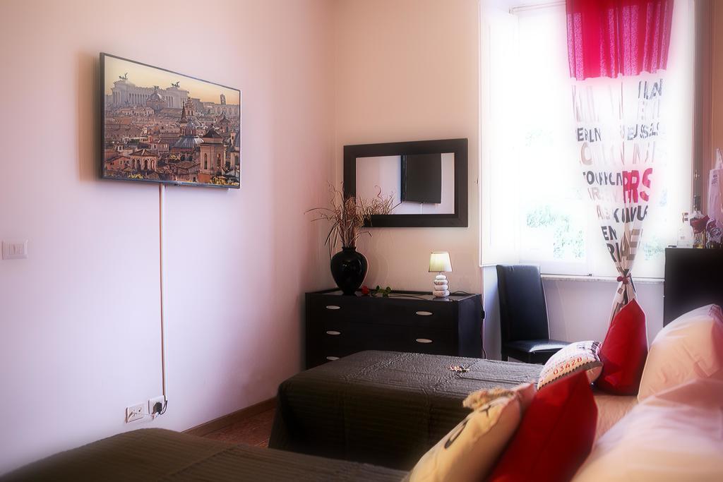 Luxury Domus Amadeus Apartment Rome Exterior photo