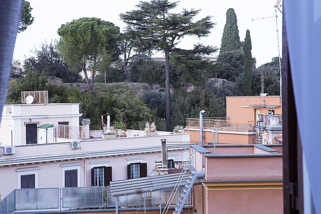 Luxury Domus Amadeus Apartment Rome Exterior photo